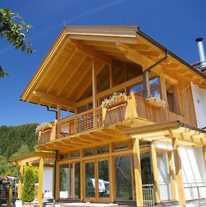 Hotel Alpencamp Kärnten Kotschach-Mauthen Exterior photo