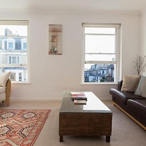 Bright And Spacious 1 Bedroom Apartment In The Heart Of Kensington London Exterior photo