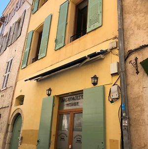 Hostel Backpackers Antibes Exterior photo
