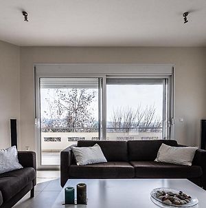 Modern Apartment With Wonderful View Epanomi Exterior photo