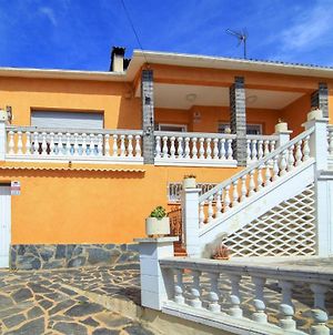 Amazing Home In Pineda De Mar With 4 Bedrooms And Wifi Exterior photo