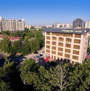 Megapolis Hotel Schymkent Exterior photo