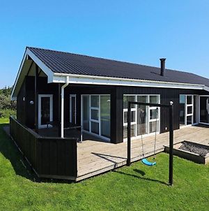 Splendid Holiday Home In Hirtshals With Private Whirlpool Exterior photo