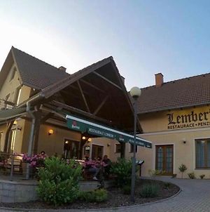 Penzion a restaurace Lemberk Jablonné v Podještědí Exterior photo