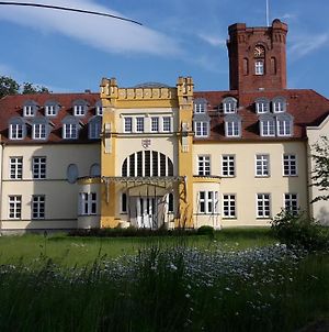 Ferienwohnung Schloss Lelkendorf, FeWo Groß Gievitz Exterior photo
