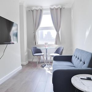 One Bedroom Serviced Apartment In Euston, Camden Town London Exterior photo