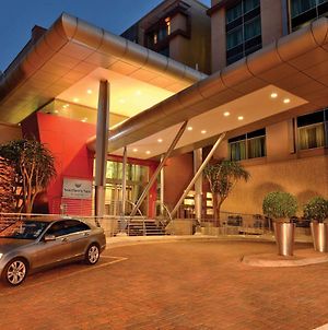 Hotel Southern Sun Rosebank Johannesburg Exterior photo