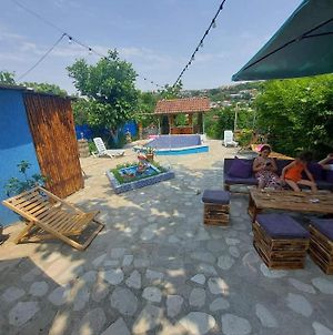 Guest House Iura Sighnaghi Exterior photo