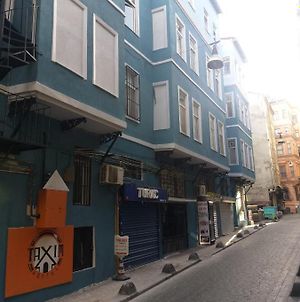 Taxım Hostel Istanbul Exterior photo