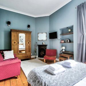 Ferienwohnung Guestready - Cosy Boutique Character Flat In Amazing Location Edinburgh Exterior photo