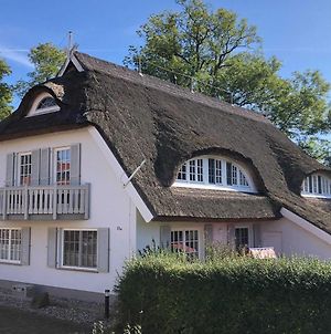 Ferienwohnung Landhaus am Teich Middelhagen Exterior photo
