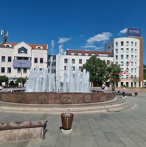 Ferienwohnung Trg Tuzla - Tuzla Square Exterior photo