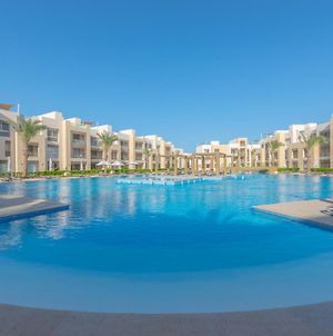 One Bedroom In Mangroovy With Rooftop, Pool & Beach Hurghada Exterior photo
