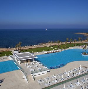 King Evelthon Beach Hotel&Resort Paphos Exterior photo
