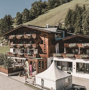 Hotel & Appartements Tiroler Buam Saalbach Exterior photo