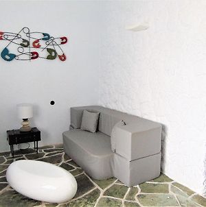 Amo Suites & Spa Folégandros Exterior photo
