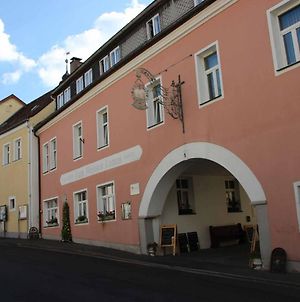 Hotel Gasthof Zum weissen Lamm Hohenberg an der Eger Exterior photo