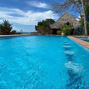 Hotel Menai Bay Beach Bungalows Sansibar Exterior photo