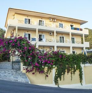 Alonakia Hotel Agios Gordios  Exterior photo