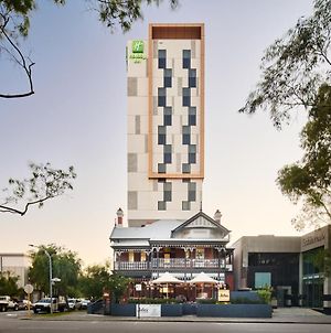 Holiday Inn West Perth Exterior photo