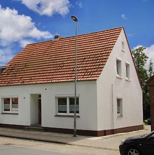 Apartment In Carolinensiel With A High Chair And Bed Wittmund Exterior photo