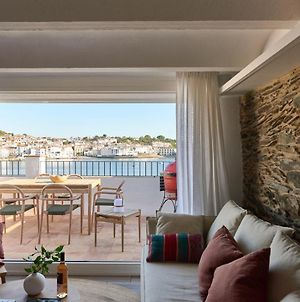 Ferienwohnung Beachfront Penthouse With Terrace And Breathtaking Sea Views In Cadaqués Exterior photo
