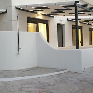 Eantos Studios And Suites Peraía Exterior photo