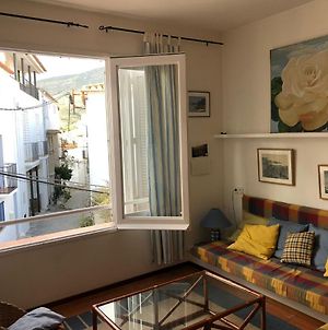 Ferienwohnung Bright Breezy Holiday Flat For Tranquility And Refuge And Joy Cadaqués Exterior photo