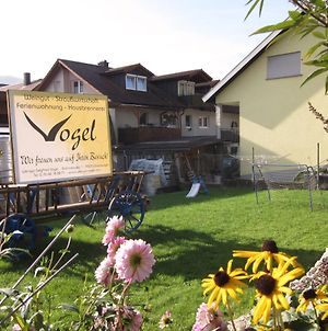 Ferienwohnung Weingut&Straußwirtschaft Vogel Oberbergen Exterior photo