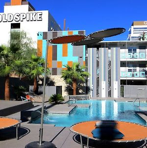 Hotel Oasis At Gold Spike - Adults Only Las Vegas Exterior photo