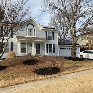 Villa Upgraded, Beautiful 4 Bd Colonial In Silver Spring Exterior photo
