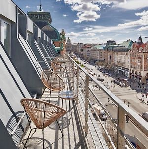 Vn17 Rooftop Suites By Prague Residences Exterior photo
