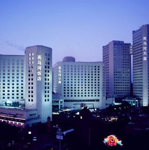 Hotel Beijing Landmark Towers Exterior photo