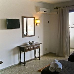 Apartamentos Mestret Sant Antoni de Portmany Exterior photo