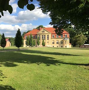 Schloss Grabow, Resting Place & A Luxury Piano Collection Resort, Prignitz Brandenburg Grabow  Exterior photo