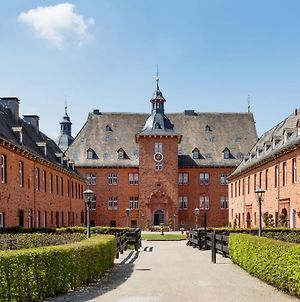 Ferienwohnung Saalstube - Schloss Adolphsburg Kirchhundem Exterior photo