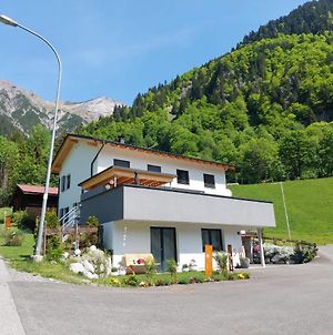 Ferienwohnung Haus Bazigg Klosterle am Arlberg Exterior photo