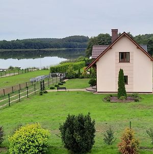 Villa Dom Nad Jeziorem - Natalia Kołczewo Exterior photo