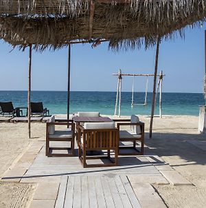 Caravana Beach Resort Al Zorah Adschman Exterior photo