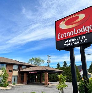 Econo Lodge Airport Québec Exterior photo