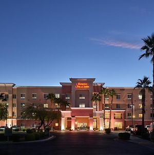 Hampton Inn & Suites Phoenix-Surprise Exterior photo