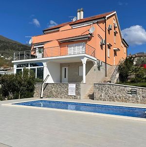Lp Music Apartment With Swimming Pool And Beautiful Sea View In Quiet Neighbourhood Poljane Exterior photo