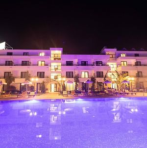 Palmonte Suites Hotel Kyrenia  Exterior photo