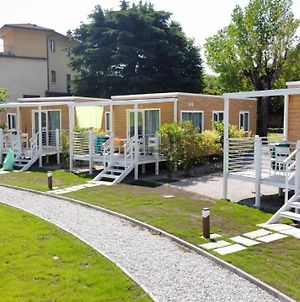 Hotel Belvedere Clusane Camping Iseo Exterior photo