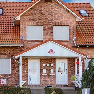 Stunning home in Insel Poel-Timmendorf with 3 Bedrooms, Sauna&WiFi Exterior photo