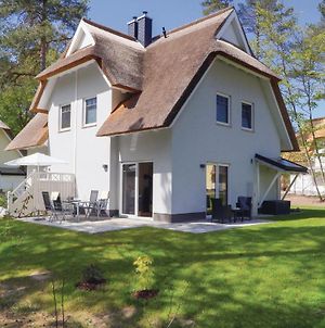 Awesome Home In Zirchow-Usedom With 2 Bedrooms, Sauna And Wifi Kutzow Exterior photo