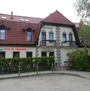 Motel Prohibicja Peter'S Pub Mikołajki Exterior photo