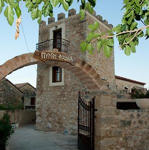 Villa Pyrgos Fassea Kardhamili Exterior photo
