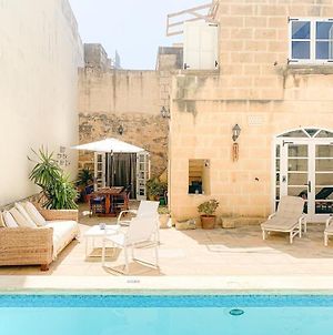 Villa 'L'Artiste' Farmhouse Gozo Xagħra Exterior photo