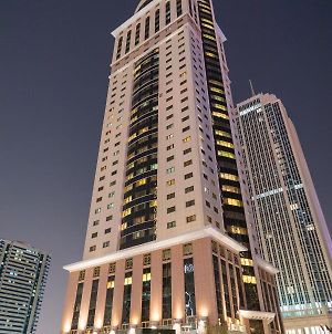 Magnum Hotel&Suites West Bay Doha Exterior photo